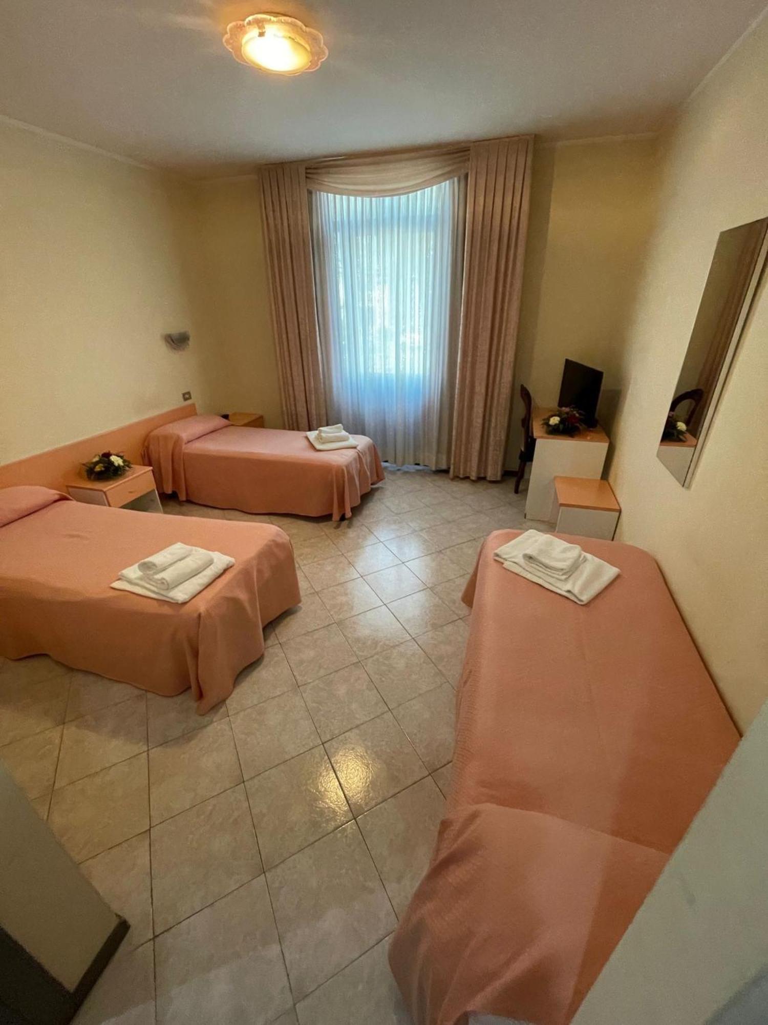 Hotel Michelangelo Рецато Екстериор снимка