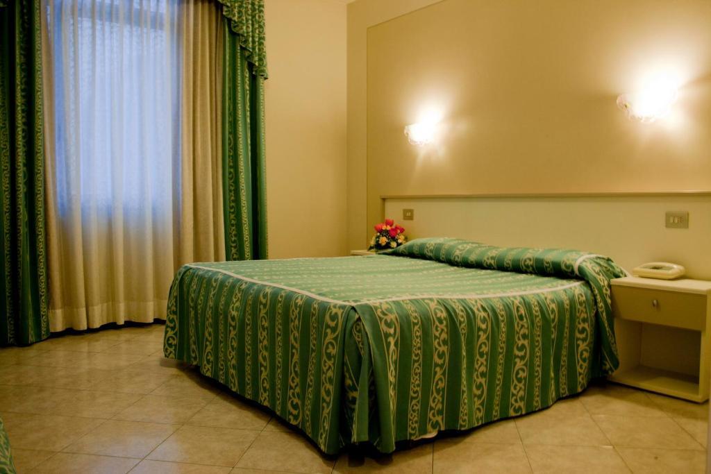 Hotel Michelangelo Рецато Екстериор снимка