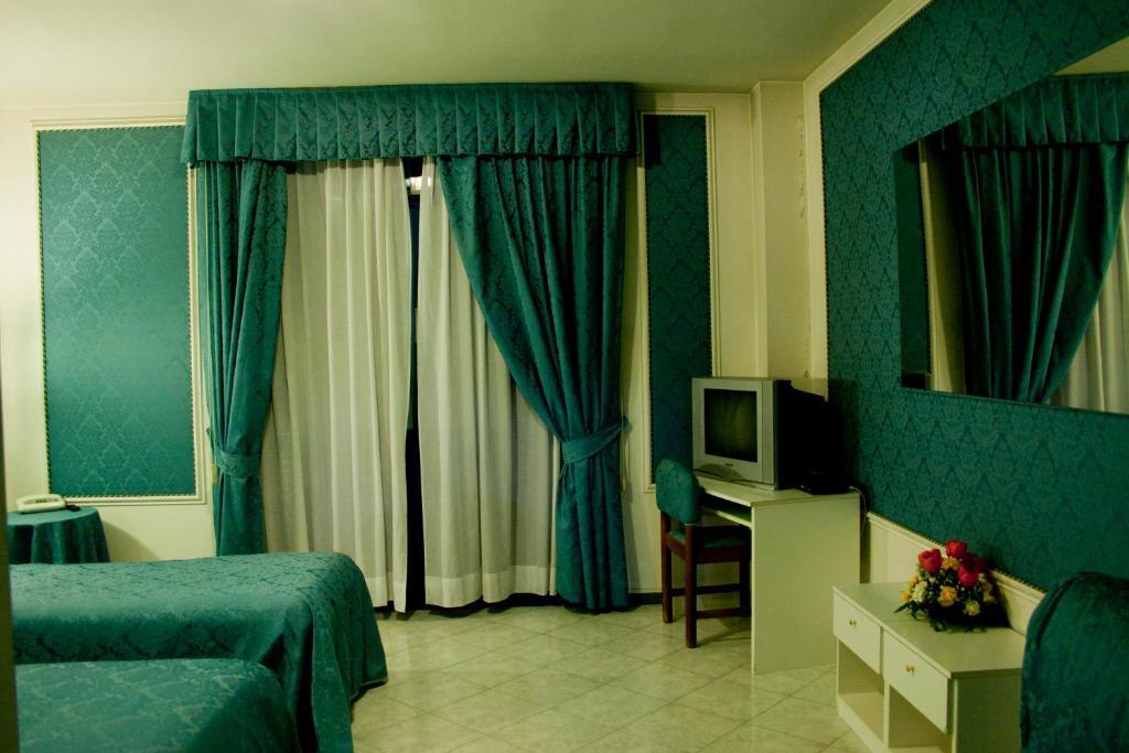 Hotel Michelangelo Рецато Екстериор снимка